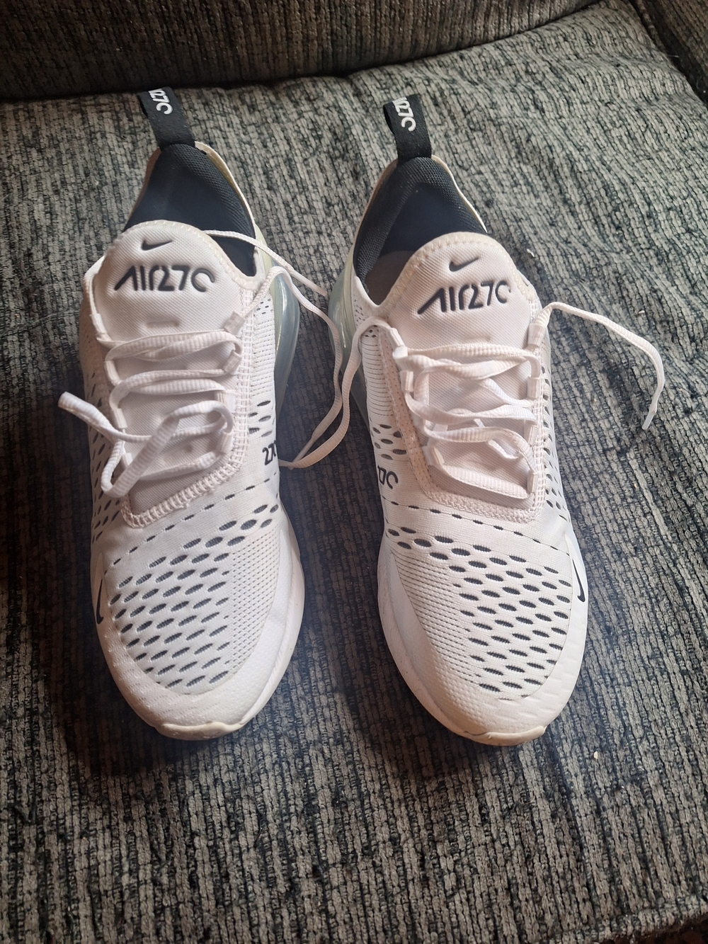 Nike White and Black Air Max Style Athletic Sneakers